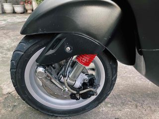 Vespa Sprint 125cc 2O15.Odo 20k km. Bstp. Cọp.