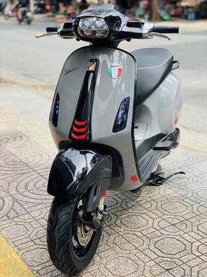 Vespa iGet Abs model 2022 - Xám Ximang