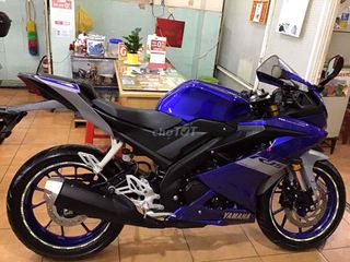 YAMAHA R15 V3 150.ĐK 2022,ZIN 100%.ODO 8K.CỰC ĐẸP