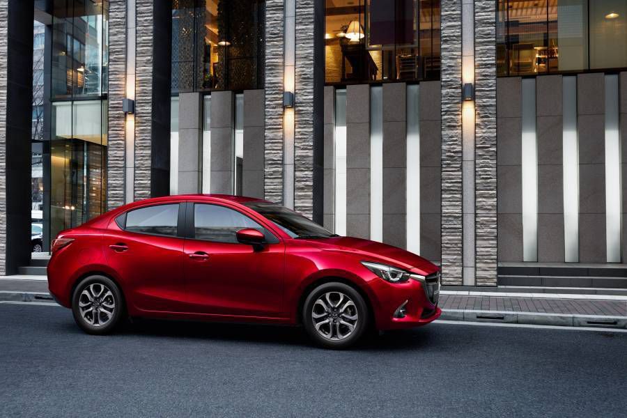 MAZDA 2 UU DAI TOI 10TR TIEN MAT HOAC 1 NAM BAO HIEM VAT CHAT VA CUNG NHUNG PHAN QUA CO GIA TRI LIEN HE NGAY