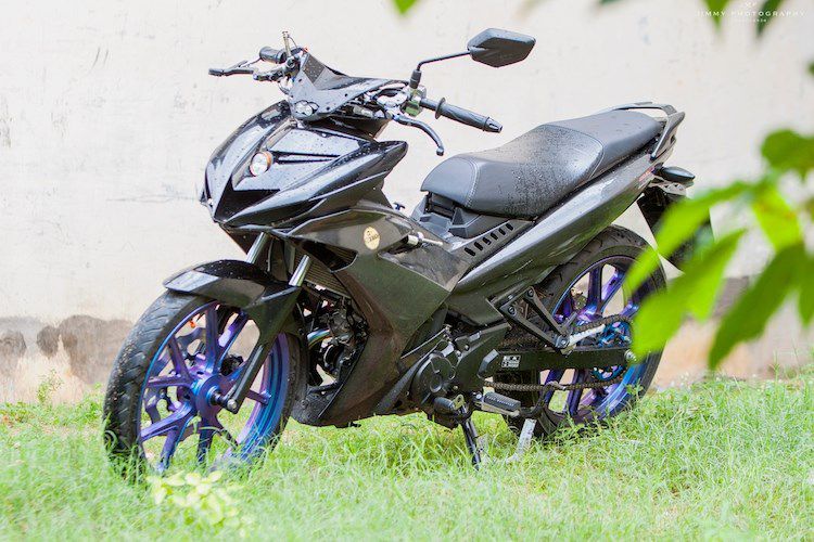 Yamaha Exciter full carbon "kich doc" cua dan choi Viet