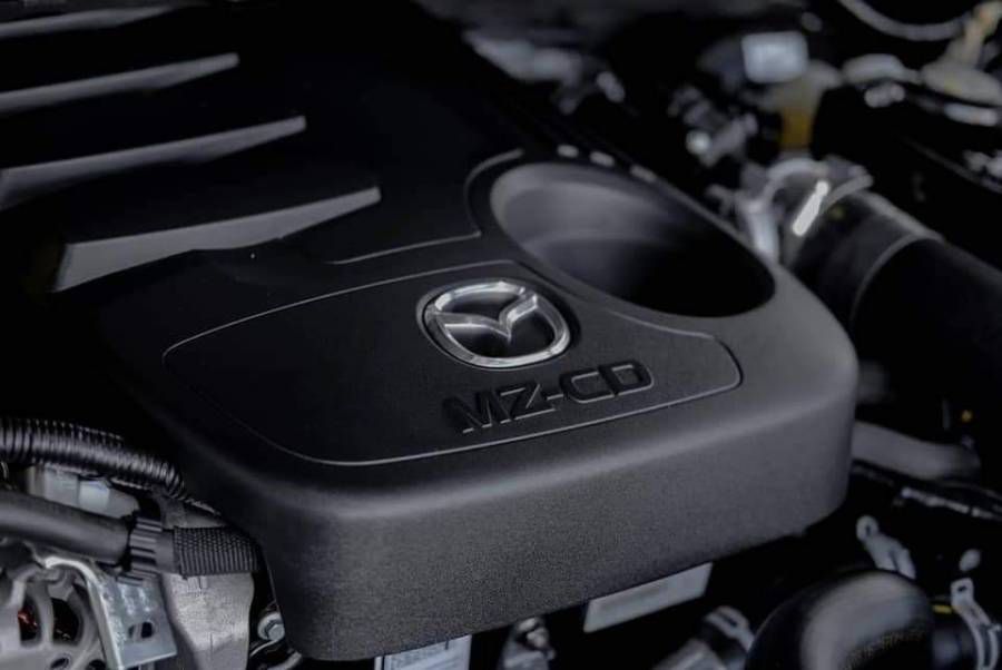 Ban Mazda BT-50 2.2 AT 4x2 (So tu dong 1 cau) 2019 nhap khau nguyen chiec - Uu dai cuc khung khi goi ngay hotline 0931.04.0919 Mazda khu vuc mien Tay.