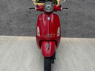 Vespa Primavera có cccd chủ. Xe đẹp keng.máy êm