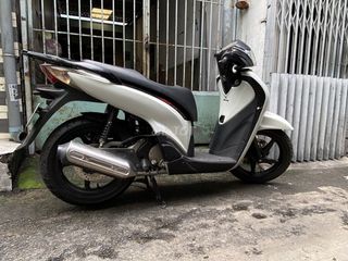 Cần bán Honda SH ý 150 -sm 107 chính chủ tên cavet