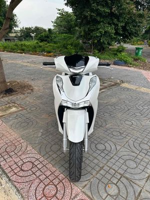 Bán xe sh 125. 2022. chính chủ