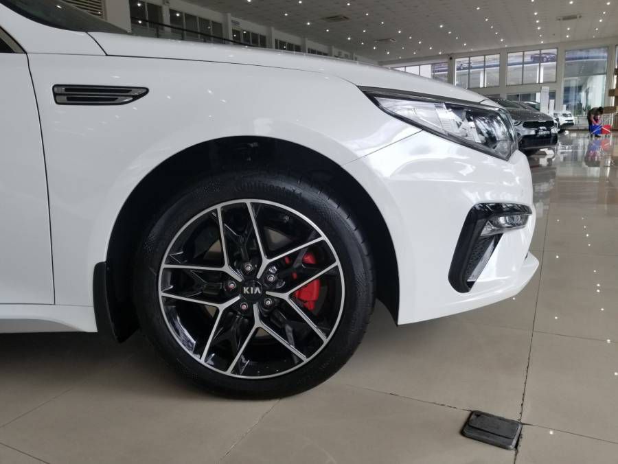 KIA OPTIMA PREMIUM (BAN CAO CAP NHAT OPTIMA) 2019 GIA TOT NHAT PHAN KHUC D -LIEN HE KIA BIEN HOA 08.6868.9191 DE DUOC HO TRO THEM NHIEU UU DAI TOT NHAT