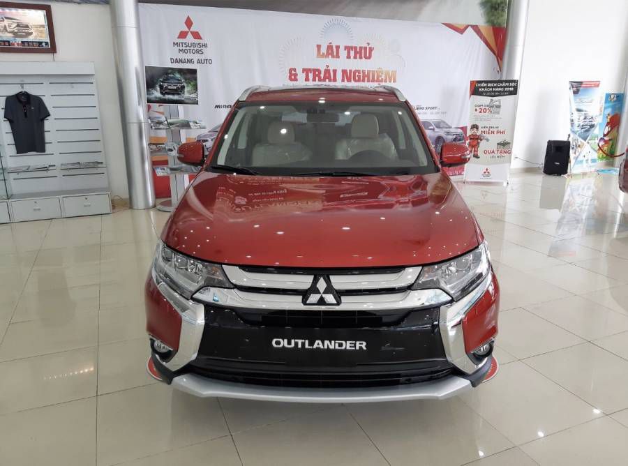 Outlander tai Da Nang, Co San Tat Ca Cac Mau, Giao Ngay.