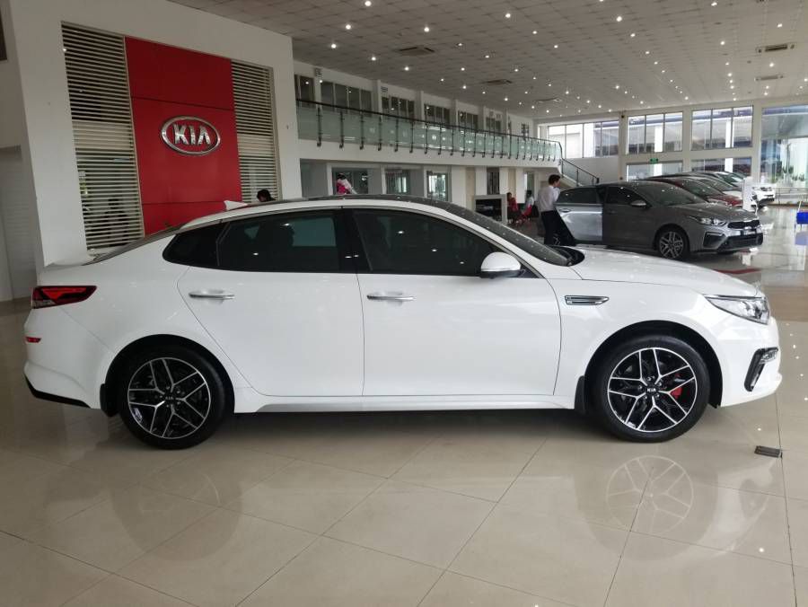 KIA OPTIMA FACELIFT 2019 - DÒNG PHÂN KHÚC D - HOT HOT SIÊU KHUYẾN MÃI KHỦNG - LIÊN HỆ KIA BIÊN HÒA HOTLINE: 0931.276.623