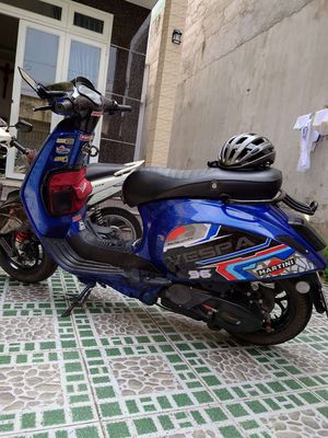 Cần bán Piaggio Vespa sprint 125cc 2014 có option