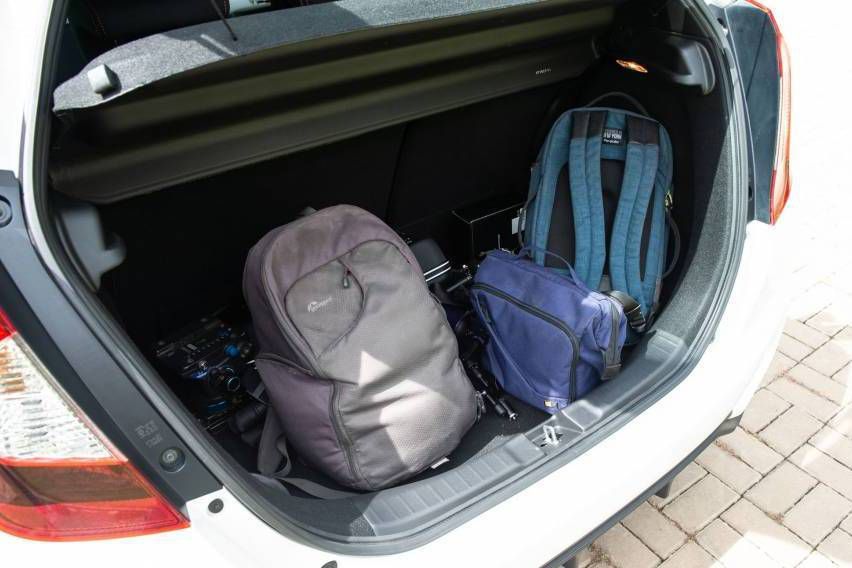 Ban Honda Jazz V 2019 New 100% - Xe Nhap Khau Thai Lan 100% - Tiet Kiem Xang - Phuc Vu Dich Vu/Gia Dinh/Ca Nhan - Ho Tro Ngan Hang 90%