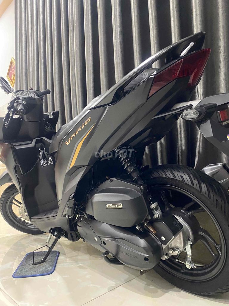 Vario125 mẫu mới 2/2024 bstp chính chủ xe ít đi