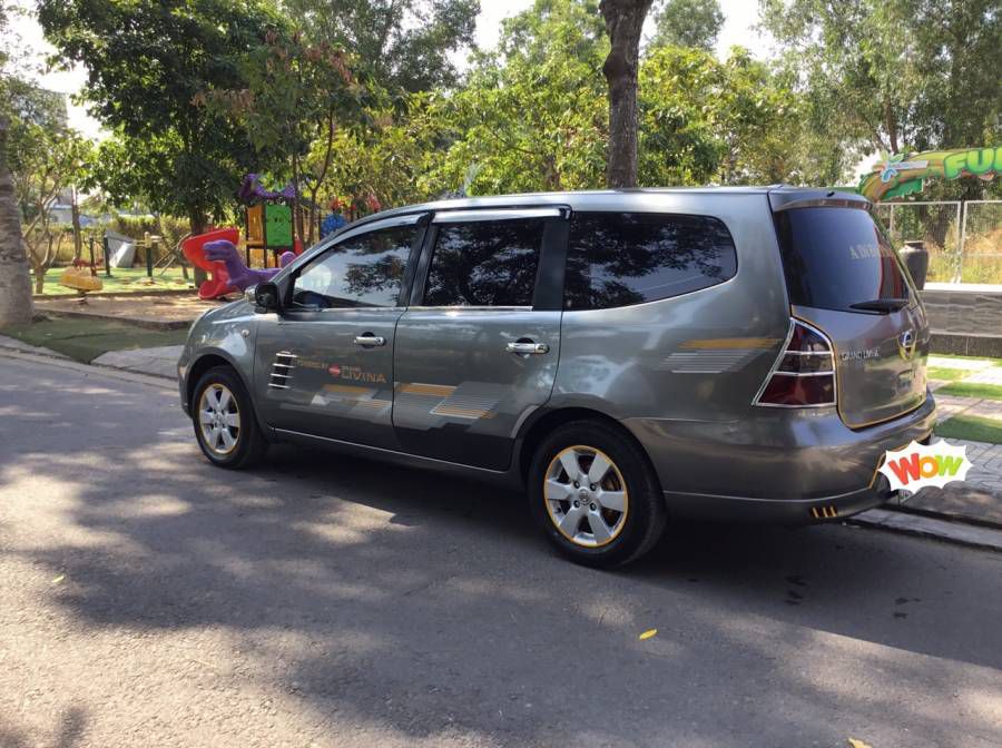Ban Nissan Grand Livina Xang 2011 cu Ho Chi MinhHo Chi Minh