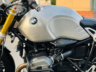 Cần bán BMW R NineT 2018 màu đen bạc