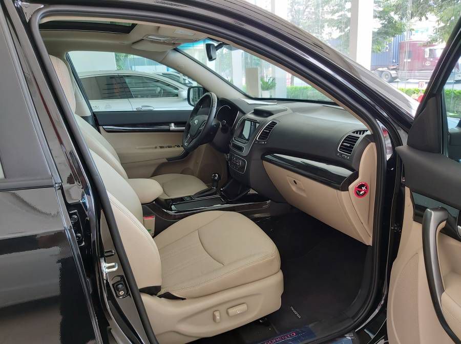 Ban xe Kia Sorento 2019 moi 100%, Gia tu 799tr.Nhieu uu dai lon+ Giam ngay tien mat+ KM phu kien chinh hang