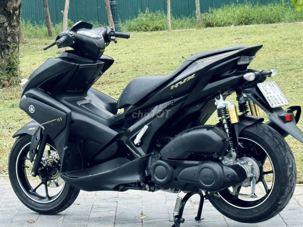 Cần bán xe Yamaha NVX 2018 cực đẹp