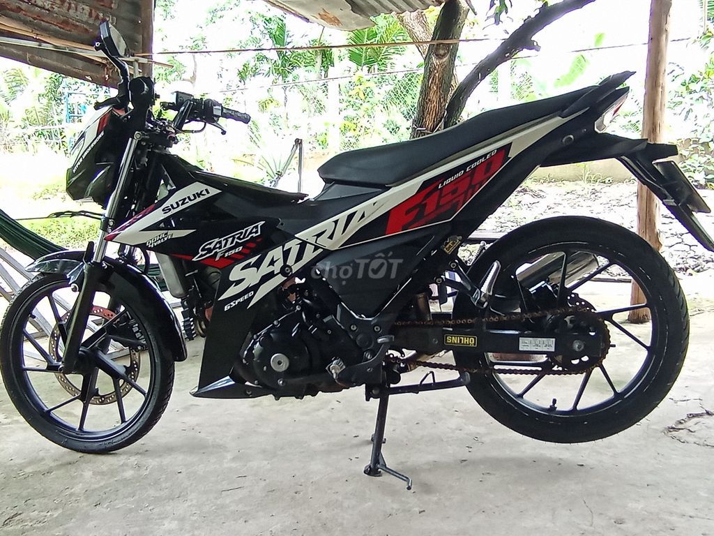 Xe satria. Sản xuất năm 2022