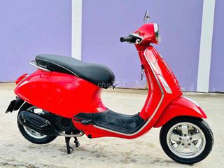 PIGGIO VESPA ĐỎ