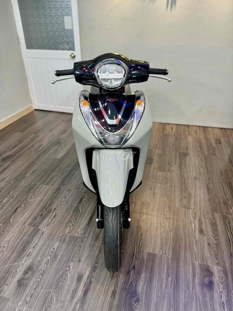 Honda SH Mode 2024 Xám Xi Mang Bstp