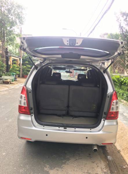 Ban Toyota Innova cuoi 2012 2.0E so san xe gia dinh chinh chu khong kinh doanh Ho Chi Minh