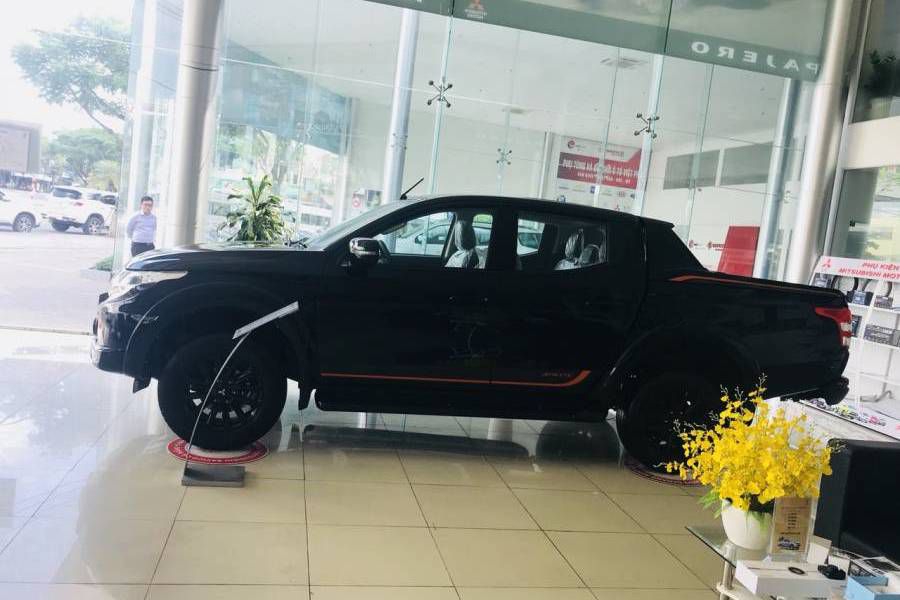 Giam gia duy nhat thang 5 giao xe ngay Triton Athlete gia 725, 5 trieu Hotline : 0974 064 605