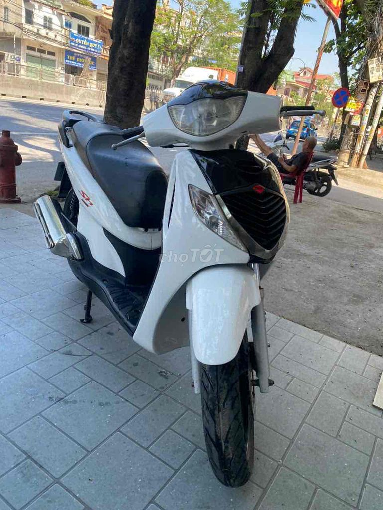 Honda sh chính chủ êm đẹp mê ly như hình