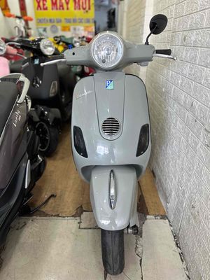 Piaggio Vespa LX125 Đời 2010 , Xám Xi Măng