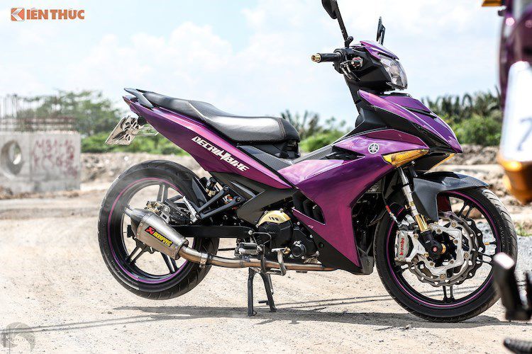 Yamaha Exciter 150 do kieng “tim mong mo” tai Sai Gon