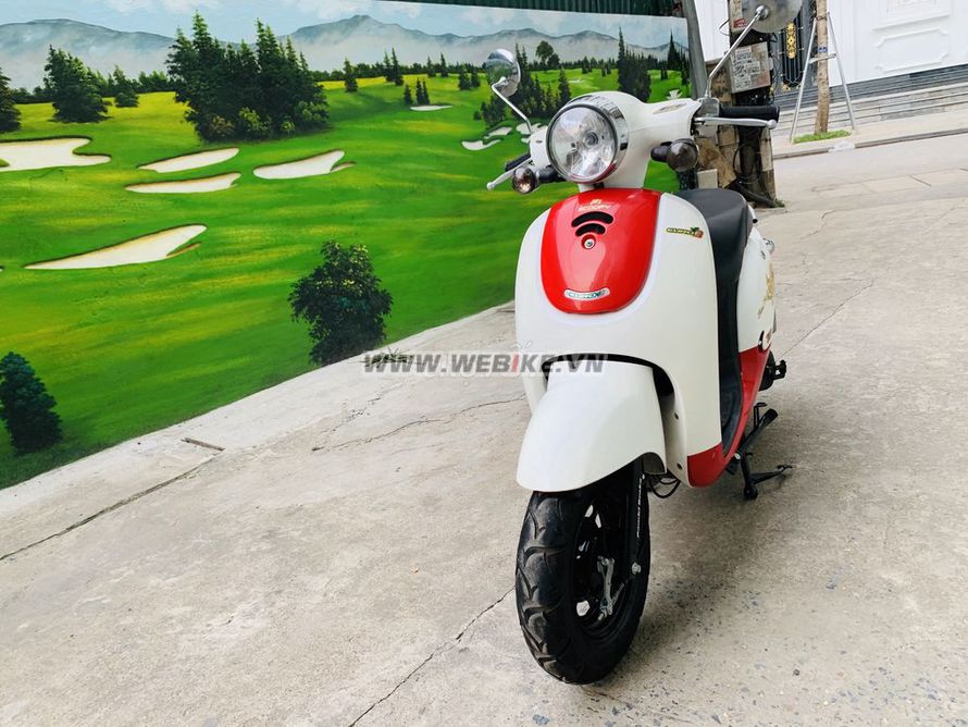 Honda Scoopy Giorno 50cc Trang Do Nguyen ZIN 2022 o Ha Noi gia 9.3tr MSP #2232498
