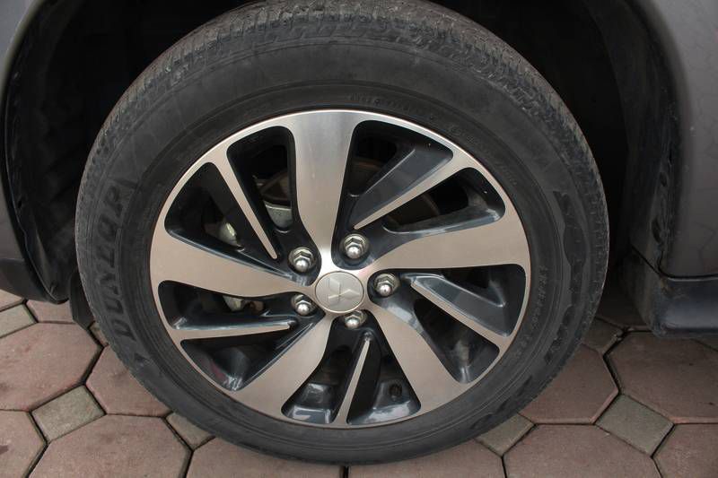 Ban Mitsubishi Outlander Sport 2.0AT 2015 cu Ha Noi