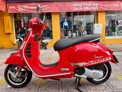 VESPA GTS 125 siêu cọp 1700km, trùm mềm, bs đẹp