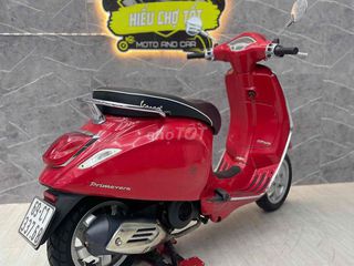 Vespa Primavera có cccd chủ. Xe đẹp keng.máy êm