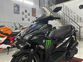 Yamaha NVX155 ABS biển số Sài Gòn