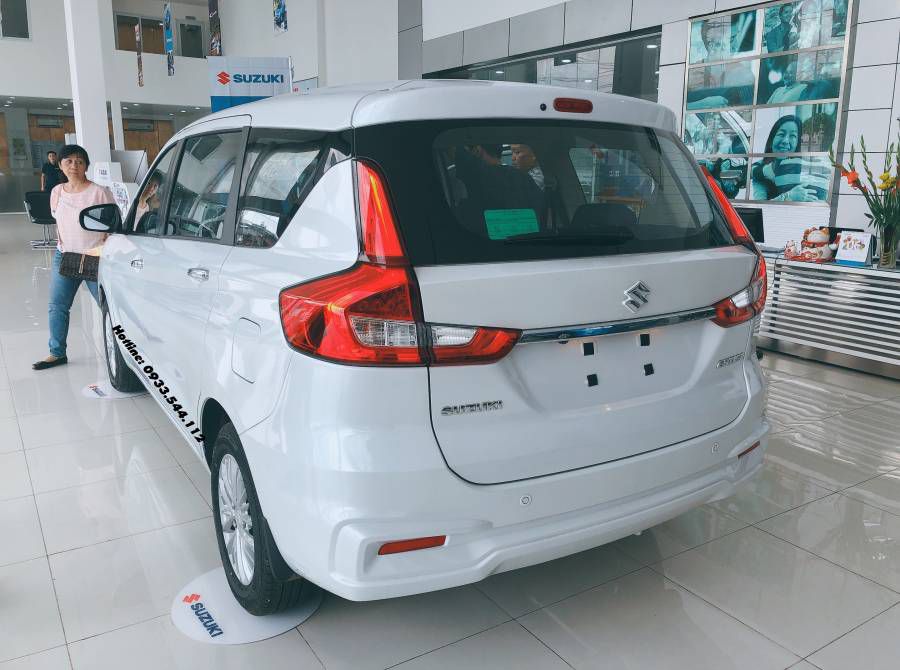 New Ertiga xe nhap khau gia hap dan