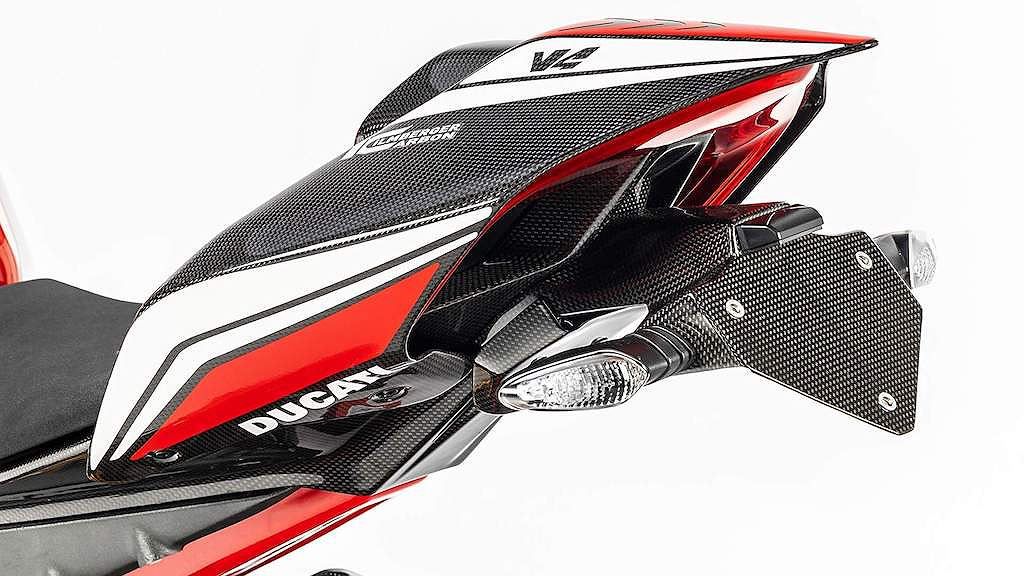 Ilmberger độ full vỏ carbon cho superbike Ducati Panigale V4 ảnh 5