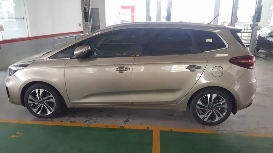 KIA Binh Tan-0933.88.77.80 - Rondo MT 2019 moi Ho Chi Minh