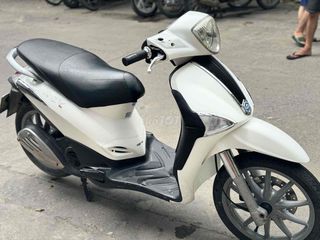 PIAGGIO LIBERTY trắng 2015 mới 92%