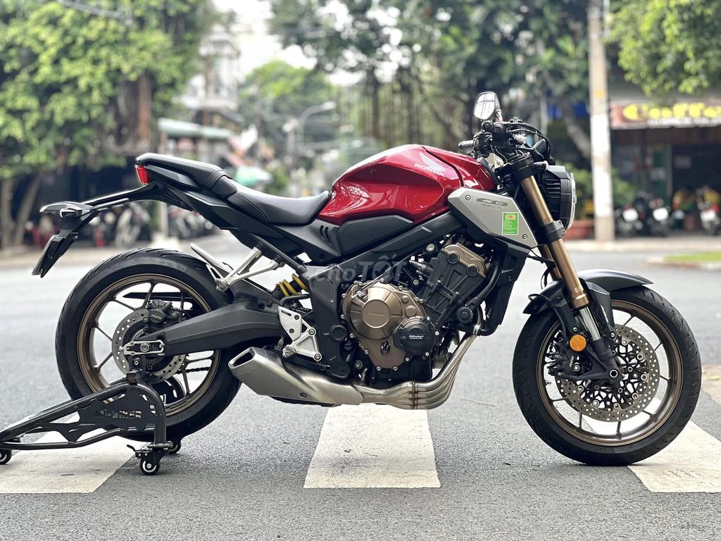 Cần bán Honda CB650R đklđ 2021