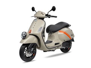 VESPA GTV 300 ABS HPE TẶNG NGAY BỘ QUÀ ĐỘC QUYỀN