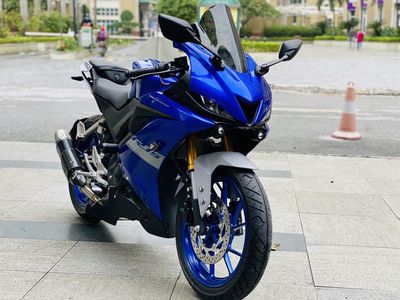 YAMAHA R15 V3 XANH GP TRẢ GÓP TỪ 5 TRIỆU NHẬN XE