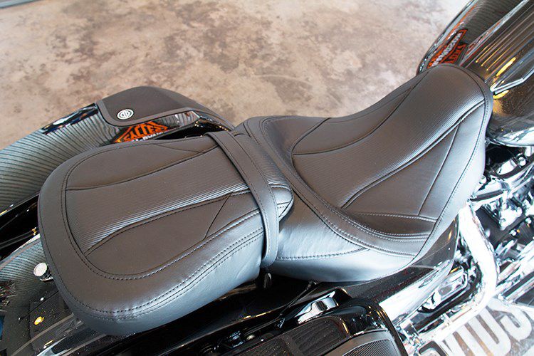 Harley-Davidson CVO Street Glide moi gia 2 ty tai Sai Gon-Hinh-7