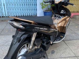 Honda air blade 2014 mới 90%bstp hồ sơ gốc cầm tay