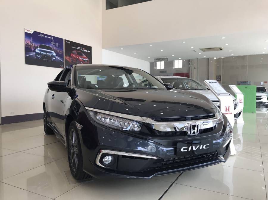 Ban Honda Civic E, G, RS 2019 moi Binh Duong Tang Ngay goi phu kien len toi 45tr LH: 0911556171