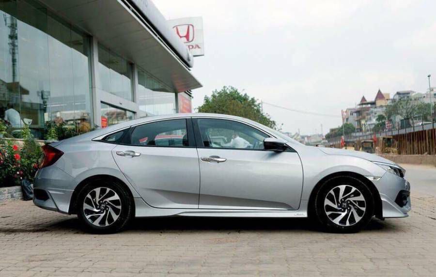 Honda Civic 2019 [300 Trieu Lay Xe Ngay] - Honda O To Binh Duong - Co Xe Giao Ngay