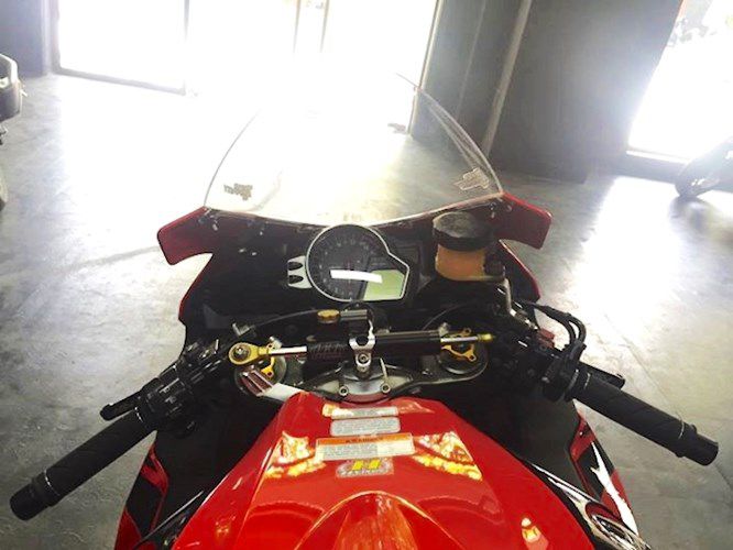 Sieu moto Honda CBR1000RR do “khung” tai Da Nang-Hinh-3