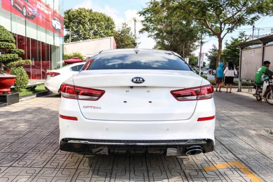 KIA OPTIMA F/L 2019 - LIEN HE nhan ngay UU DAI KHUNG