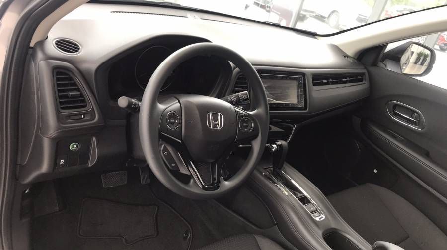Ban Honda HR-V L mau do , xe giao ngay