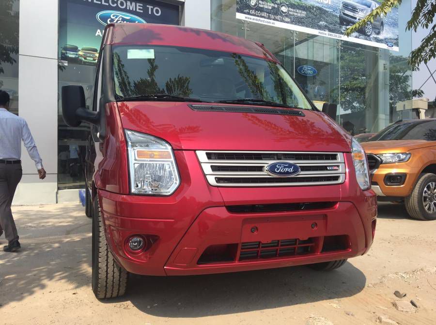 Ban Ford Transit Luxury 2019 moi Du mau giao ngay, LH 0827707007