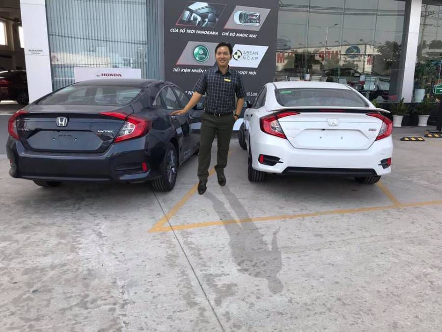 Honda Civic 1.5 RS Turbo 2019 moi Binh Duong - Co Xe Giao Ngay - Uy Tinh - Chat Luong