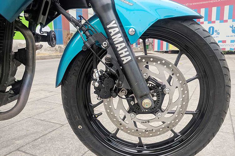 Can canh xe moto Yamaha FZ25 gia chi 80 trieu o Sai Gon-Hinh-6