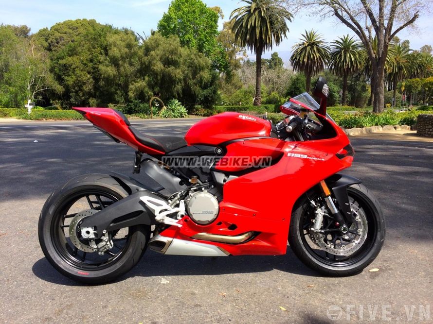 Can ban DUCATI 899 Panigale 2016 Den Do o TPHCM gia 95tr MSP #1098859